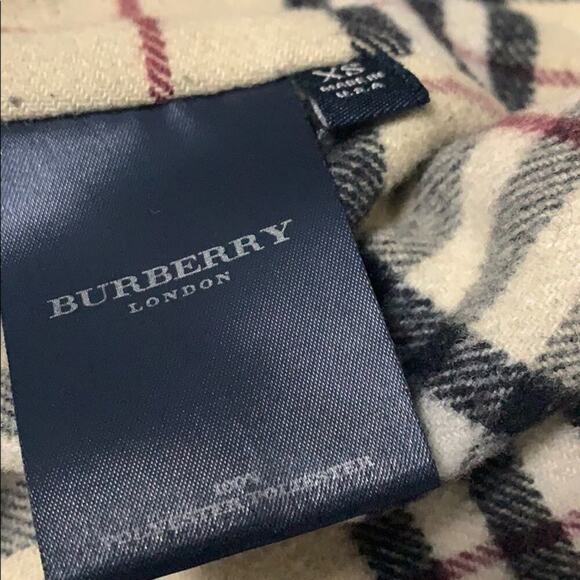 BURBERRY LONDON QUILTED PUFFER JACKET SIZE - Picture 8 of 12